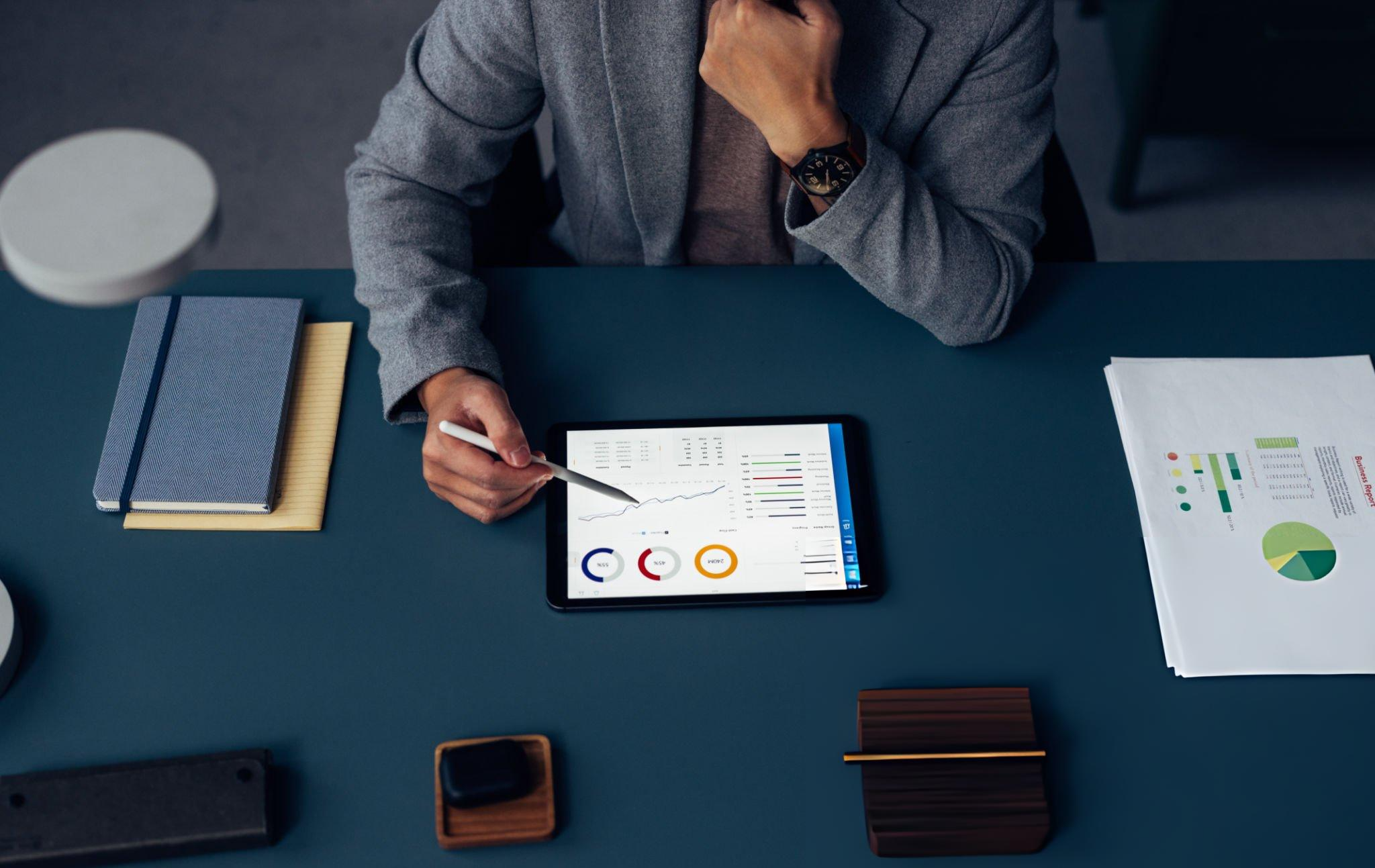 Tracking the Right KPI for Each Business Department: A Guide for Employers